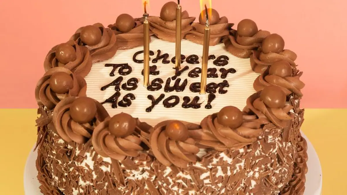 Cake Box – eggless cake shop in Newport town centre
